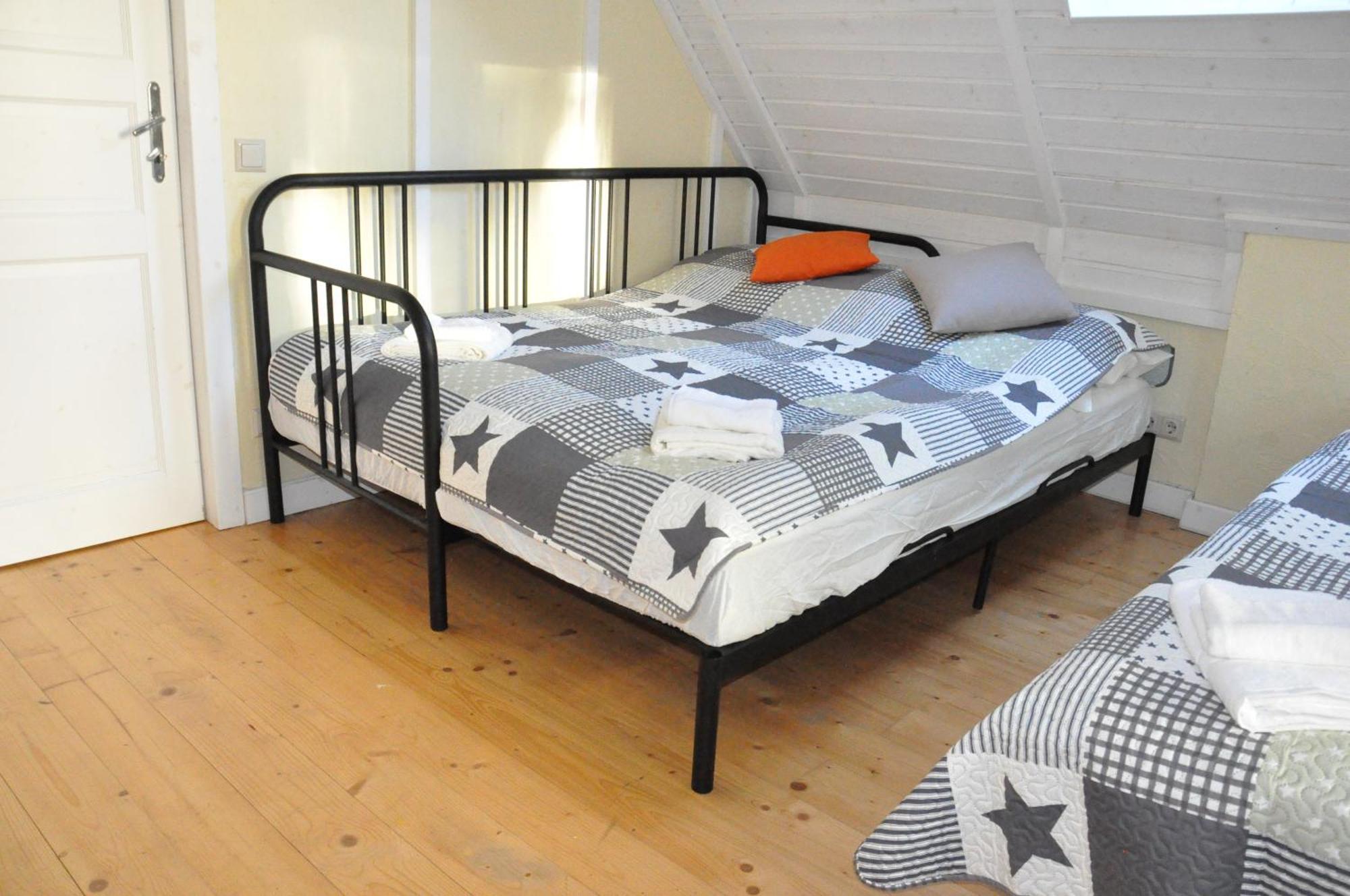 House Near To Schoenbrunn - Free Parking - 24-7 Check In - 8 Person Вена Экстерьер фото